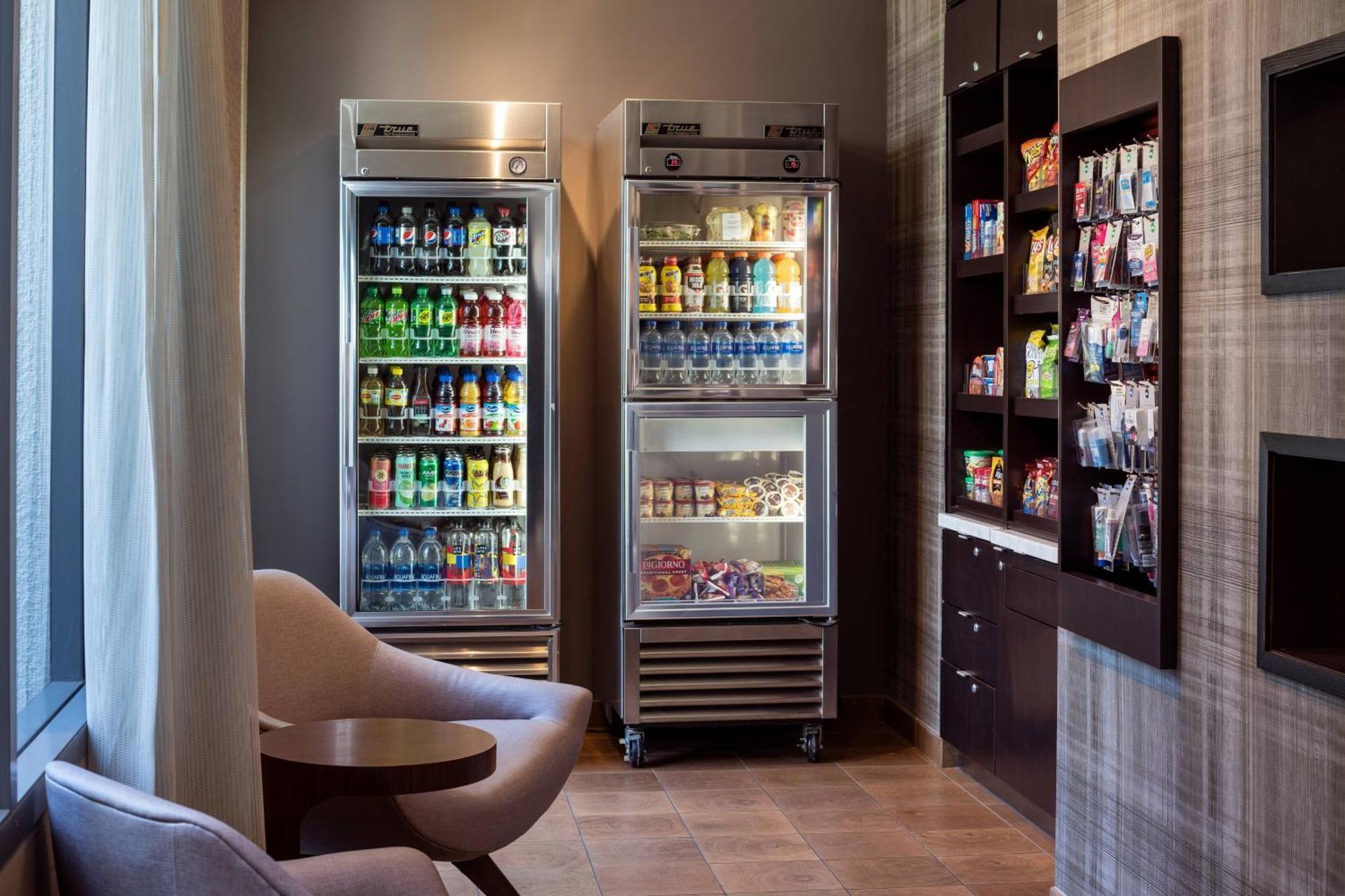 Courtyard By Marriott Richmond Berkeley Hotel Bagian luar foto