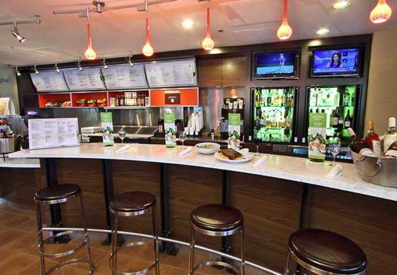 Courtyard By Marriott Richmond Berkeley Hotel Bagian luar foto