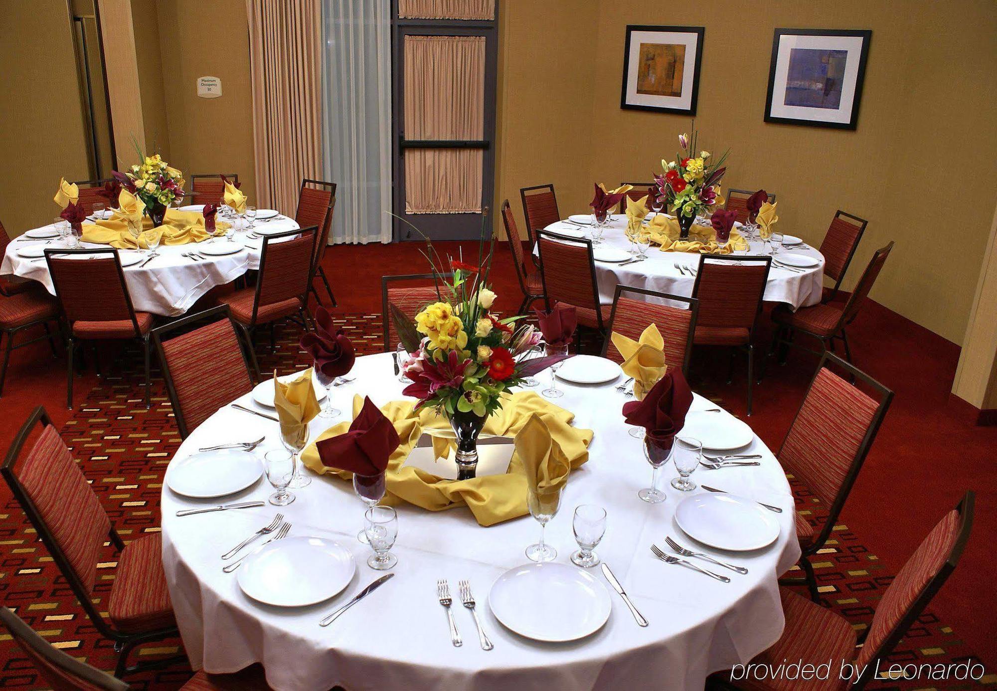 Courtyard By Marriott Richmond Berkeley Hotel Bagian luar foto