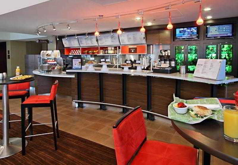 Courtyard By Marriott Richmond Berkeley Hotel Bagian luar foto